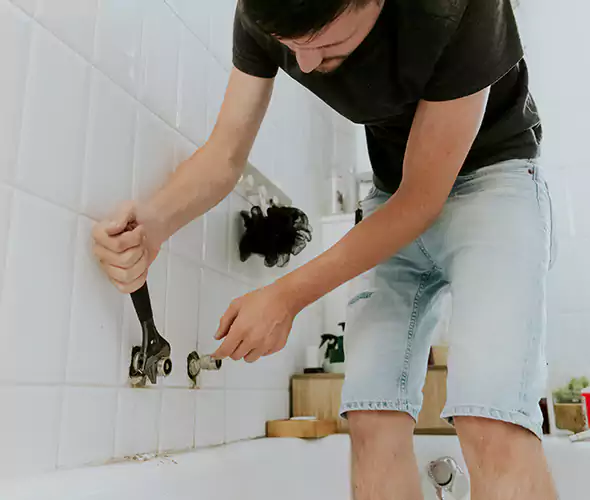 Affordable Bathtub Faucet Replacement in SeaTac: Choose Experienced Local Technicians